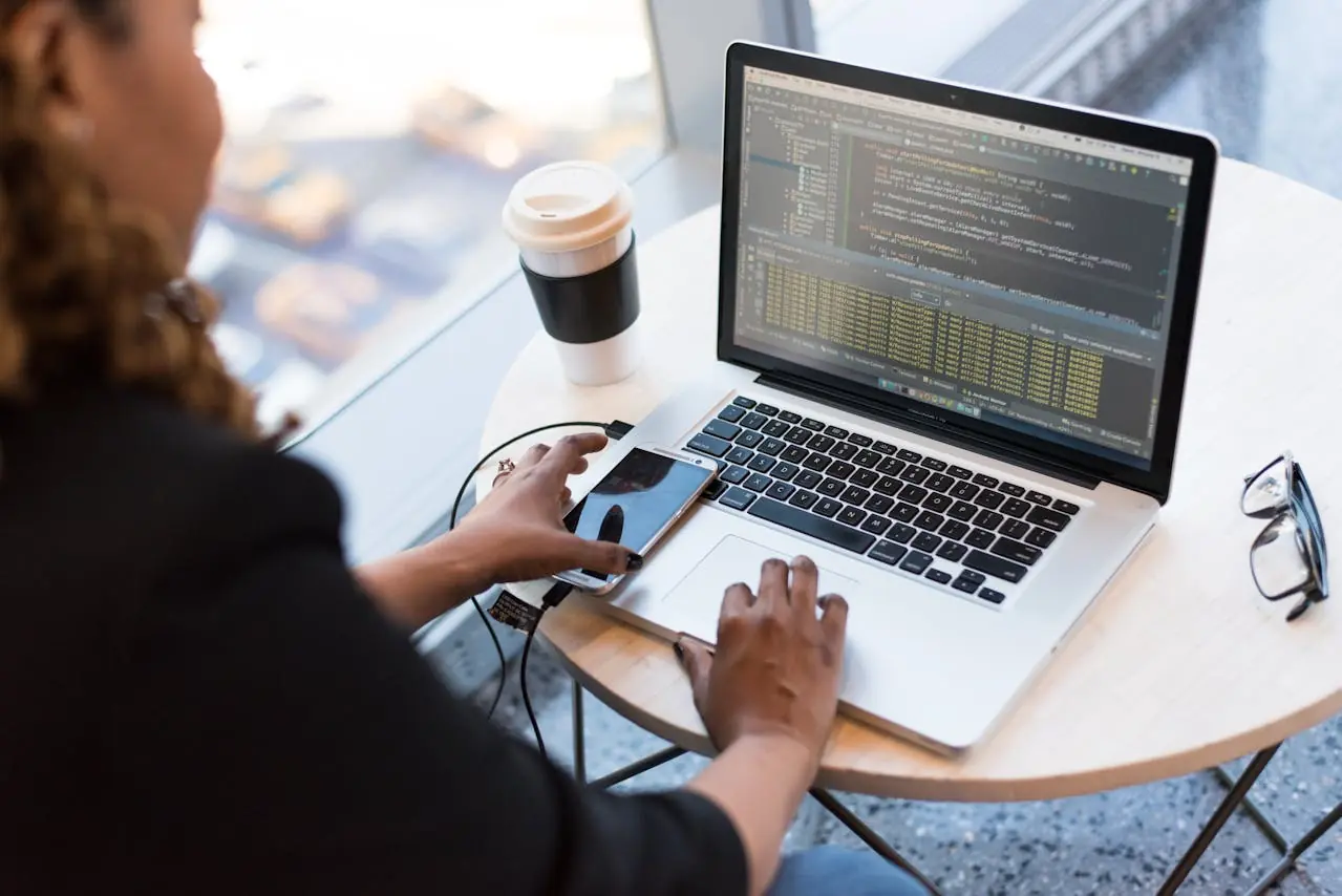 Ditch the Procurement Headaches: Effortless IT Solutions with Cafeto